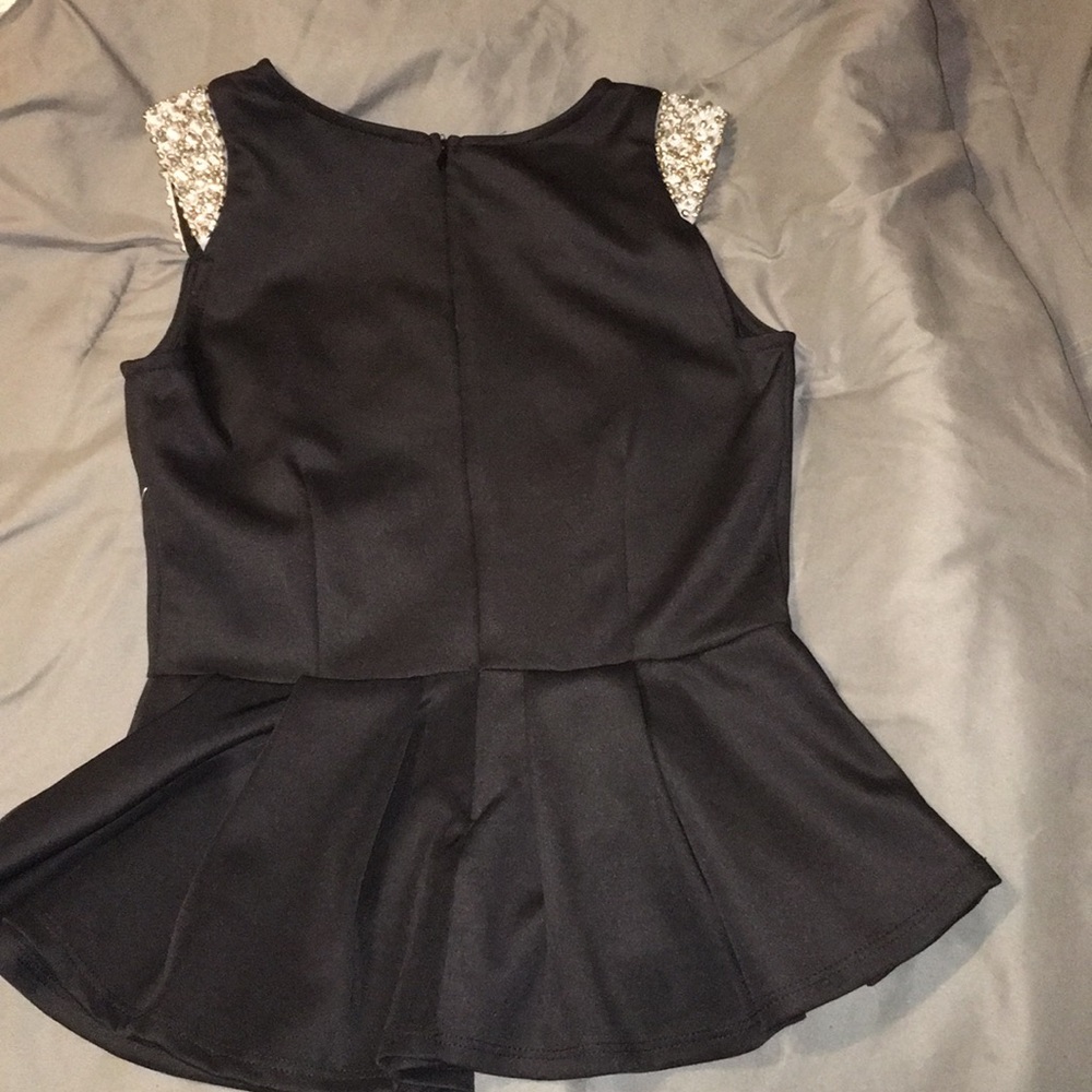 Perfect peplum - Picture 2 of 3